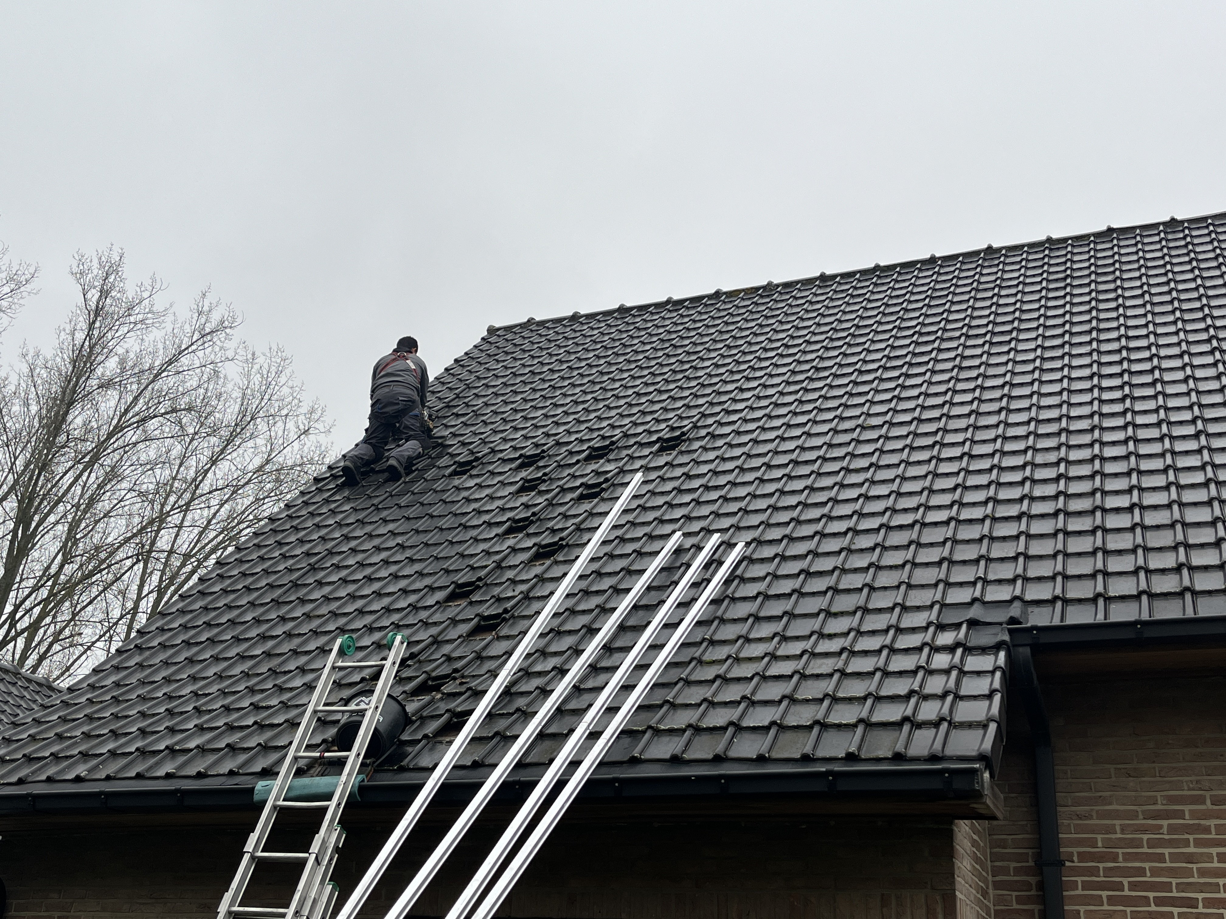 Installatie door Solar Planeet — zonnepanelen, thuisbatterij of laadpaal