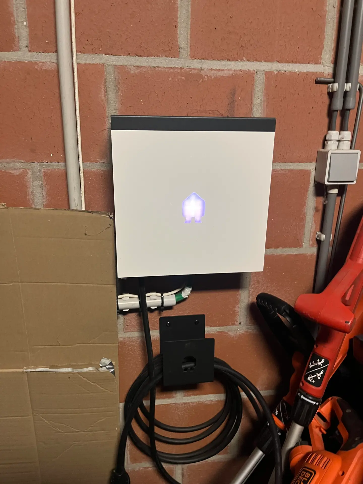 Installatie door Solar Planeet — zonnepanelen, thuisbatterij of laadpaal