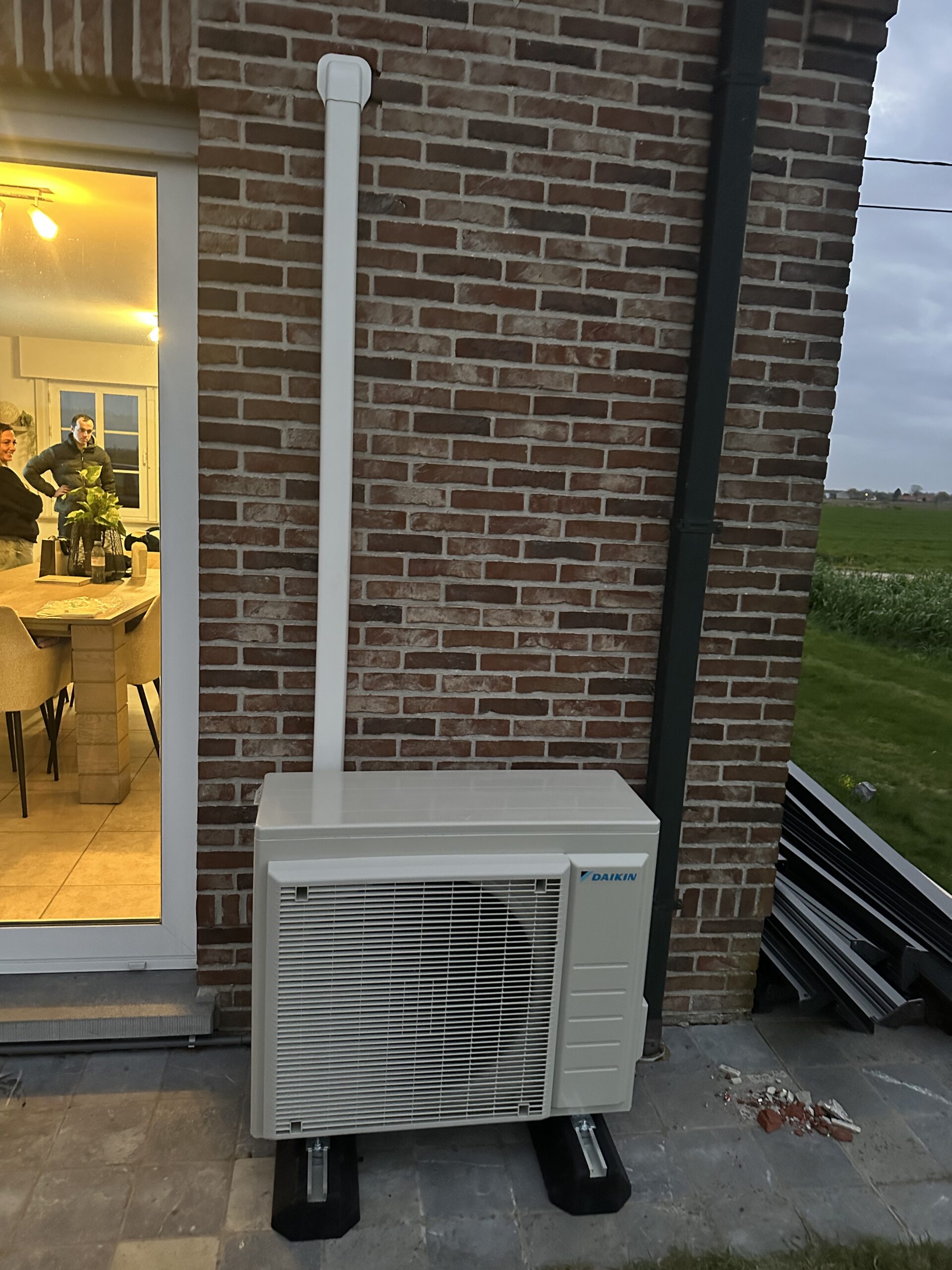 Warmtepomp lucht-lucht installatie door Solar Planeet