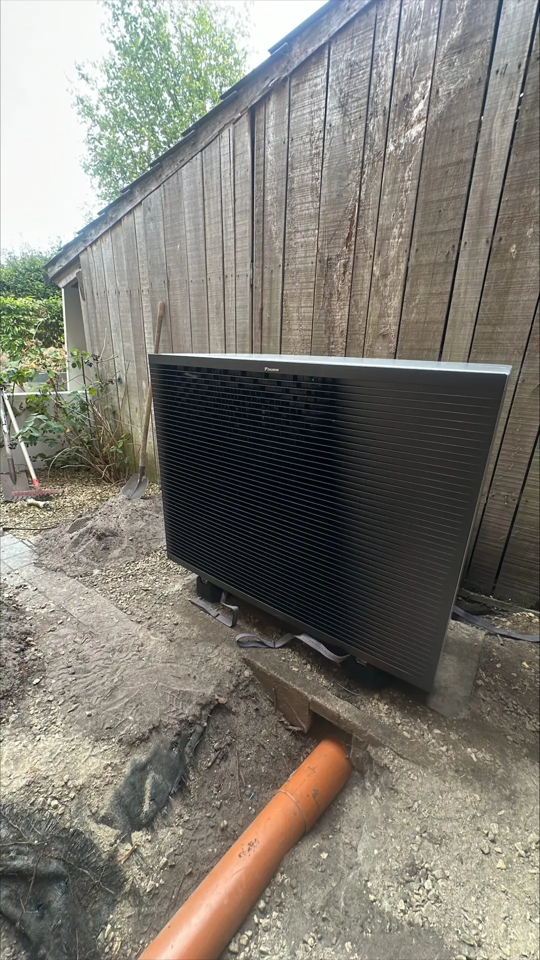 Warmtepomp-installatie door Solar Planeet