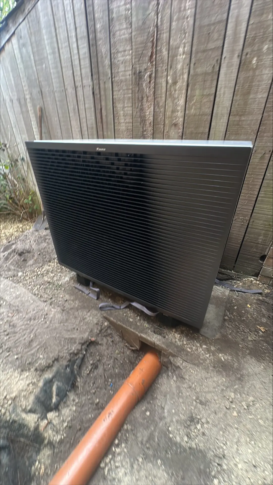 Warmtepomp-installatie door Solar Planeet
