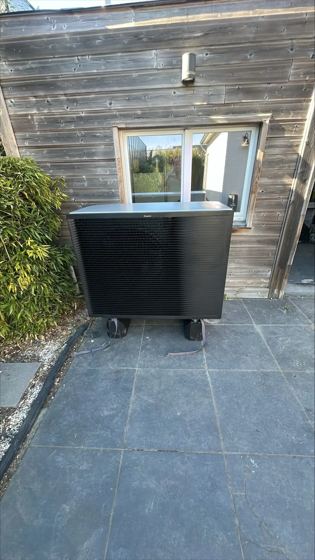 Warmtepomp-installatie door Solar Planeet
